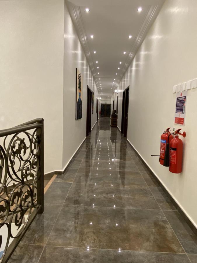 Kwabenya Eagle Vault酒店 外观 照片